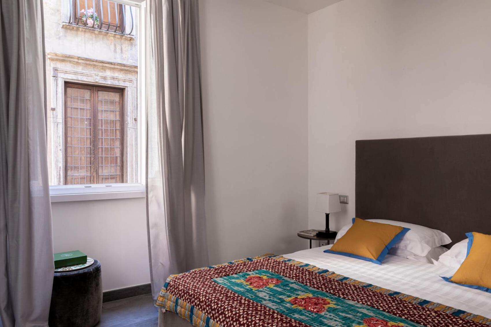 Aparthotel Now Apartments, In The Heart Of